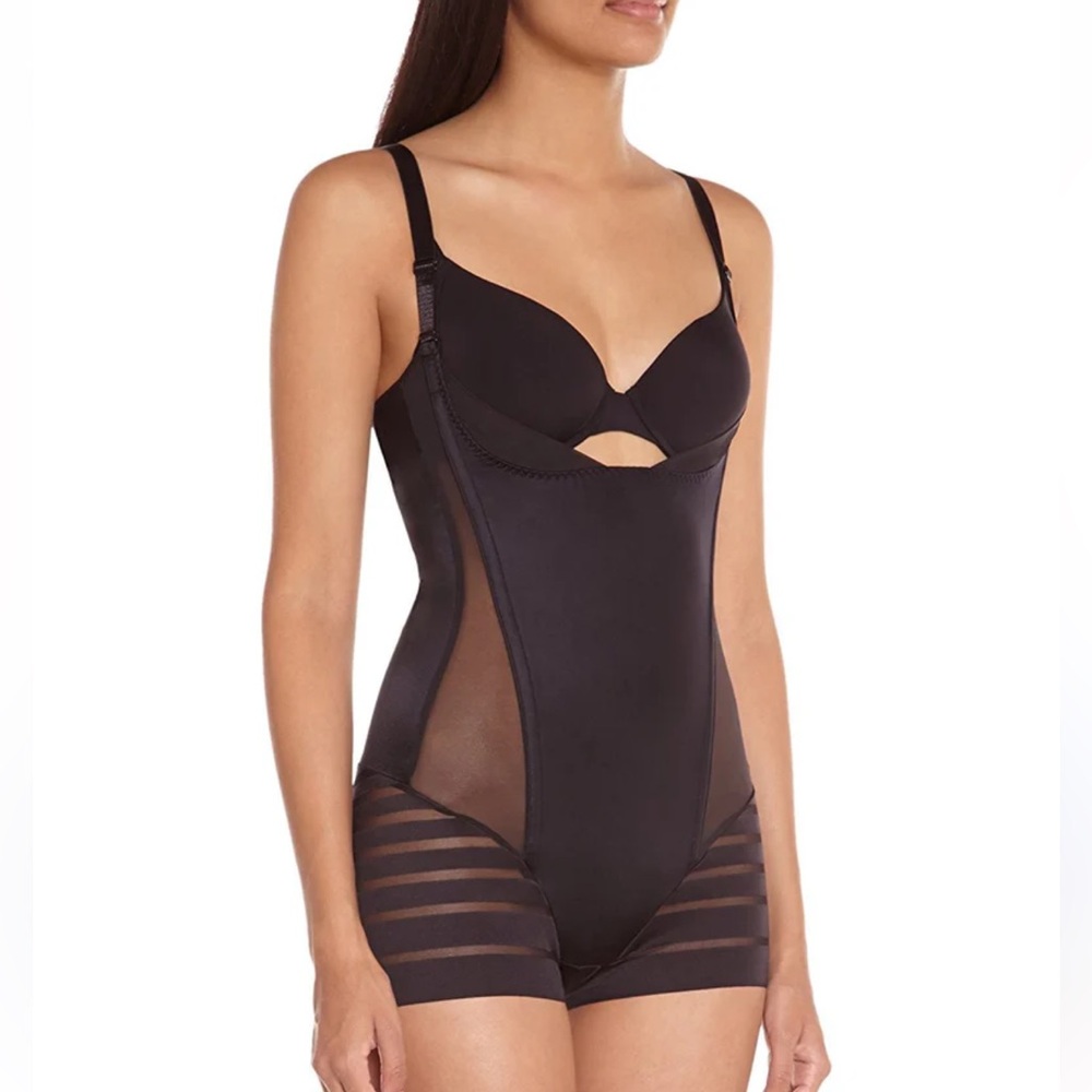 NWOT Maidenform Flexees Body Black Shapewear Romper XL